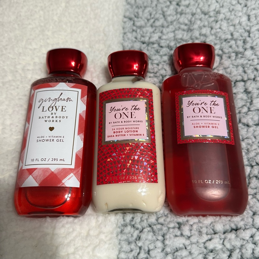 Bath & Body Works Red Shower Gel & Lotion Trio